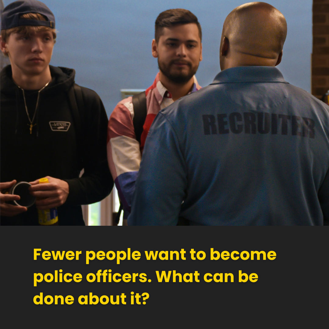 insta_fewer_people_police_officers